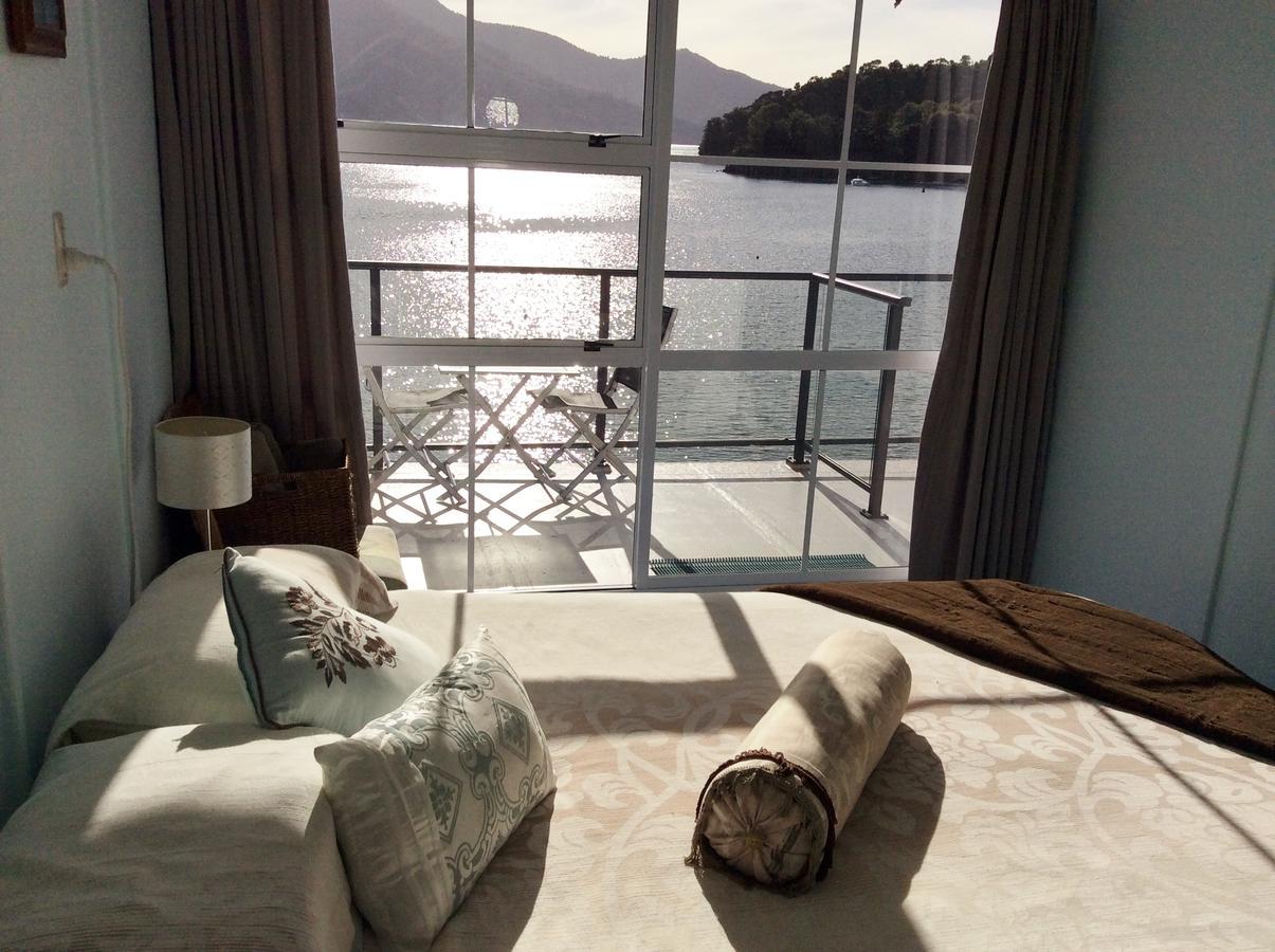 Te Mahia Bay Resort Lochmara Bay Rum bild