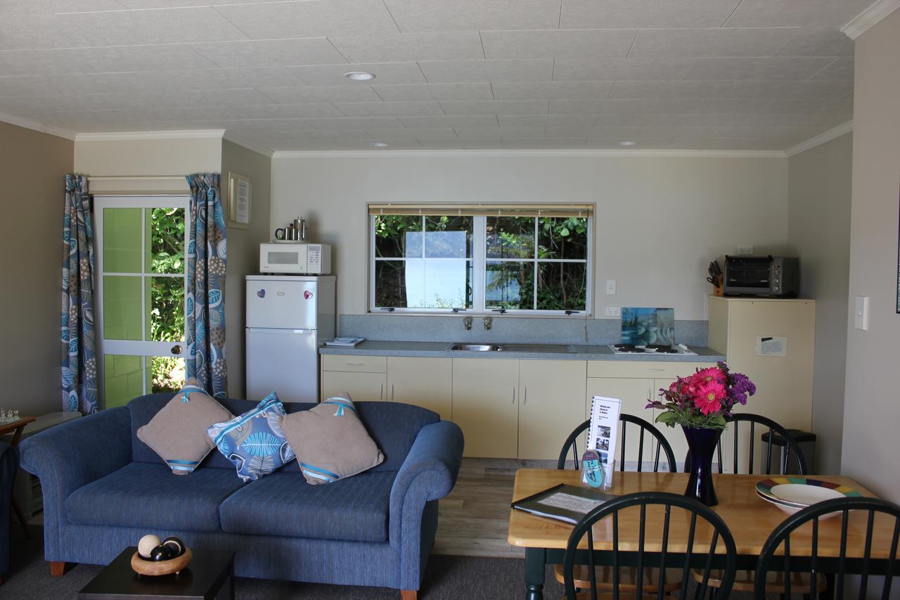 Te Mahia Bay Resort Lochmara Bay Exteriör bild